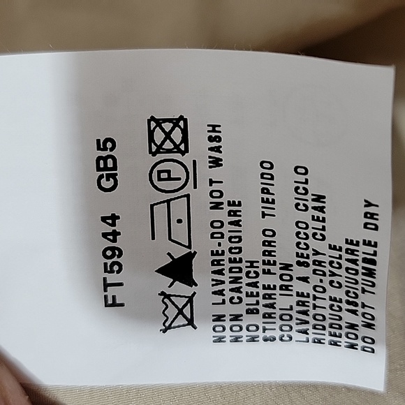 Fendi Cream waffle knit silk top with side ruffle 40 brand runs small - Picture 11 of 16